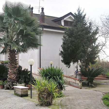 Appartamento Per 4 Persone Acerra Экстерьер фото