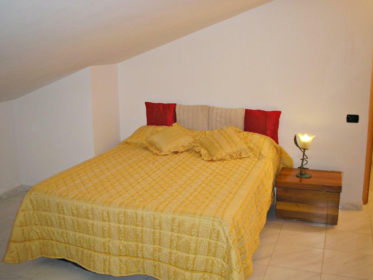 Appartamento Per 4 Persone Acerra Экстерьер фото